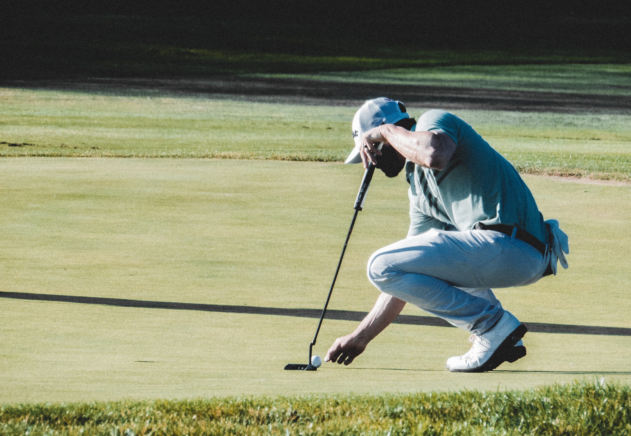 What are the top ways golfers can avoid 3-putting?